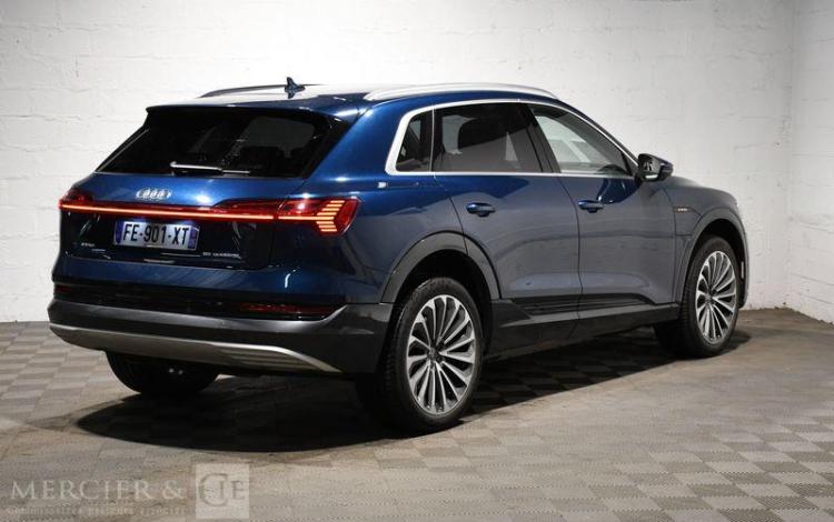 AUDI E-TRON SPORTBACK PH1 55 408CH AVUS e-QUATTRO BLEU FE-901-XT