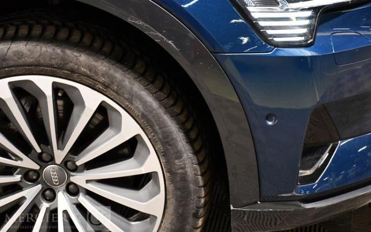 AUDI E-TRON SPORTBACK PH1 55 408CH AVUS e-QUATTRO BLEU FE-901-XT