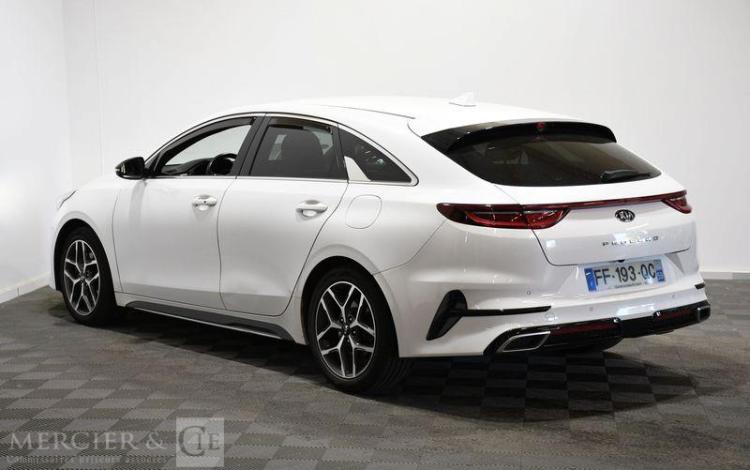KIA PROCEED 1,4T-GDI140 GT LINE BLANC FF-193-QC