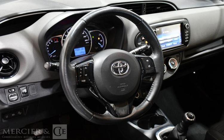 TOYOTA YARIS 1,0 VVTI FRANCE BLANC FH-406-BA