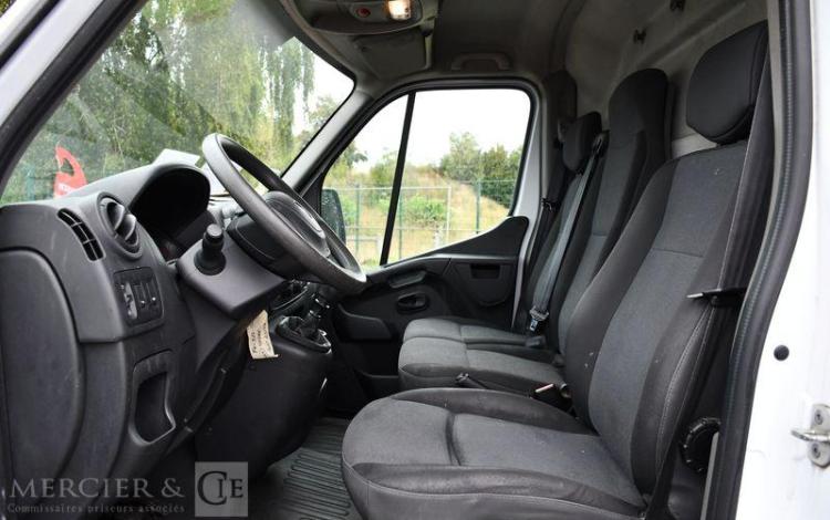 RENAULT MASTER L1H1 GCF TRAC F2800 DCI 110 BLANC FK-522-MZ