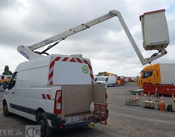 RENAULT MASTER NACELLE FRANCE ELEVATEUR 12 M 1147 HEURES  DIESEL – 151102 KMS – AN 2019 BLANC FK-669-GF