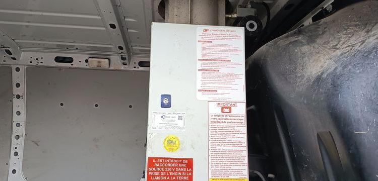 RENAULT MASTER NACELLE FRANCE ELEVATEUR 12 M 1147 HEURES  DIESEL – 151102 KMS – AN 2019 BLANC FK-669-GF