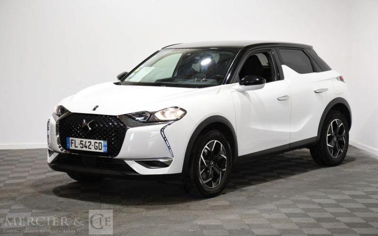 DS DS3 CROSSBACK 1.5 BLUEHDI 130 SOCHIC BVA BLANC FL-542-GD