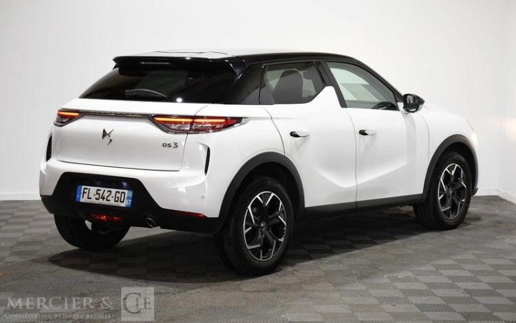 DS DS3 CROSSBACK 1.5 BLUEHDI 130 SOCHIC BVA BLANC FL-542-GD