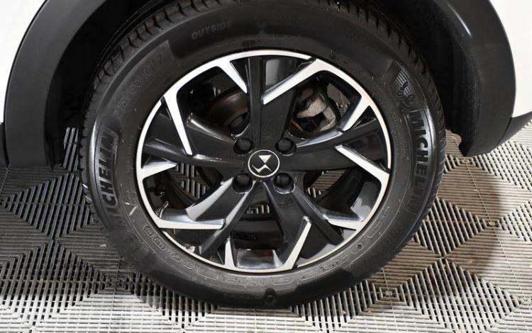 DS DS3 CROSSBACK 1.5 BLUEHDI 130 SOCHIC BVA BLANC FL-542-GD