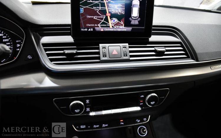 AUDI Q5 2,0 TDI 190CH QUATTRO DESIGN PACK S-LINE BLANC FL-650-NS