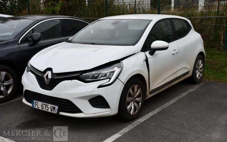 RENAULT CLIO V BLANC FL-675-VM