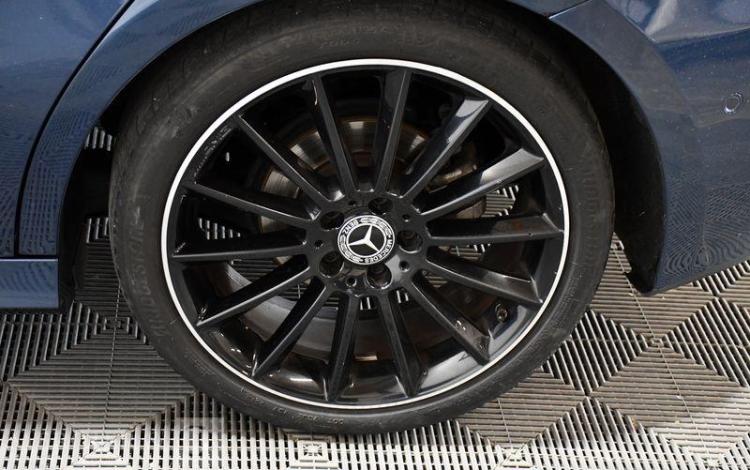 MERCEDES CLASSE A 180 CDI116 AMG LINE BLEU FM-963-HY