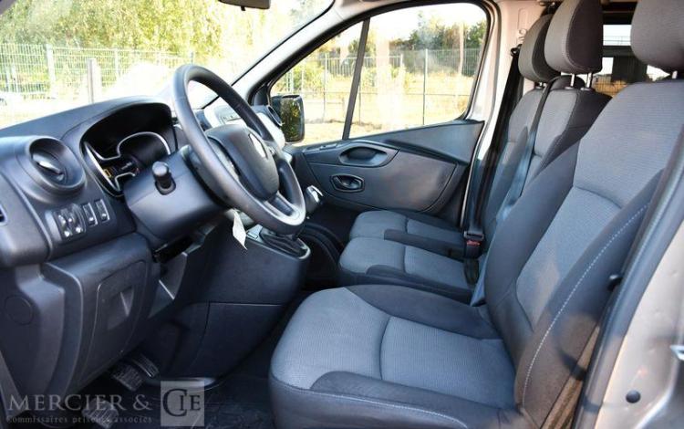 RENAULT TRAFIC COMBI 2.0 DCI 145 L2 ENERGY ZEN BEIGE FN-662-ZG