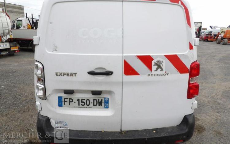 PEUGEOT EXPERT 3 VUL STANDARD 2.0 BLUE HDi 16V FOURGON MOYEN S&S 122 CV – DIESEL – BLANC FP-150-DW