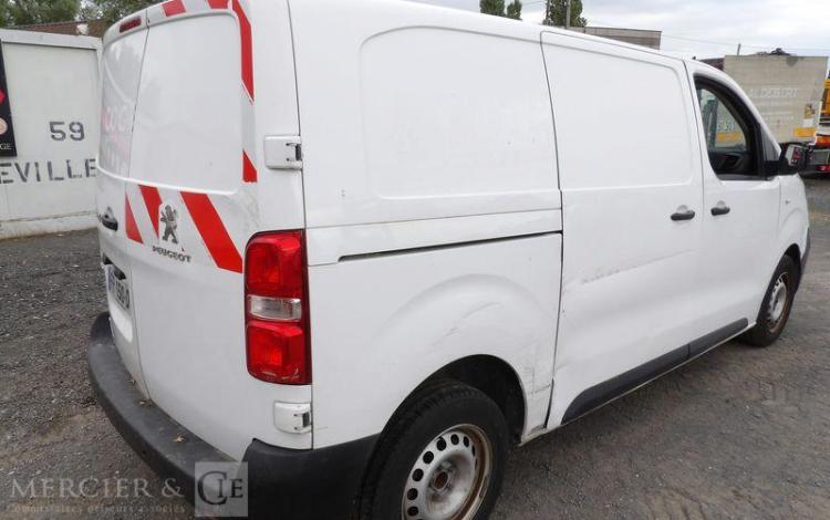 PEUGEOT EXPERT 3 VUL STANDARD 2.0 BLUE HDi 16V FOURGON MOYEN S&S 122 CV – DIESEL – BLANC FP-150-DW