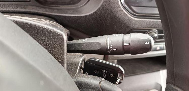 PEUGEOT EXPERT 3 VUL STANDARD 2.0 BLUE HDi 16V FOURGON MOYEN S&S 122 CV – DIESEL – BLANC FP-150-DW