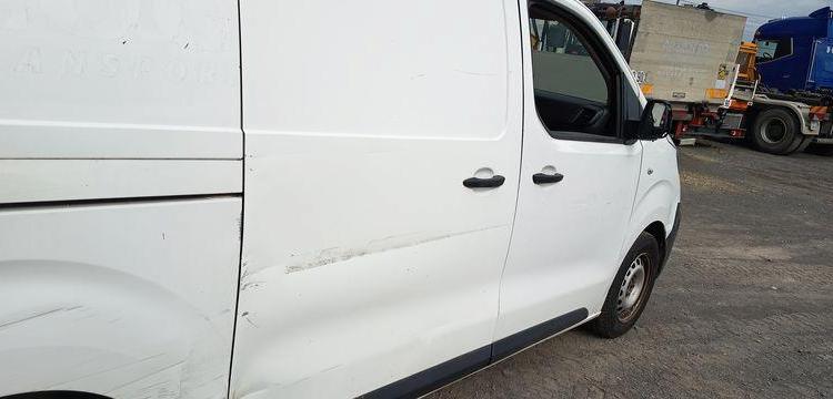 PEUGEOT EXPERT 3 VUL STANDARD 2.0 BLUE HDi 16V FOURGON MOYEN S&S 122 CV – DIESEL – BLANC FP-150-DW
