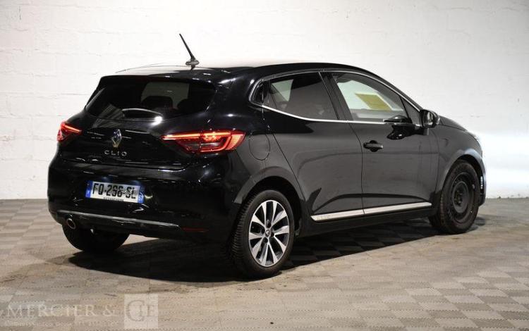 RENAULT CLIO INTENS TCE 130 EDC FAP NOIR FQ-296-SL