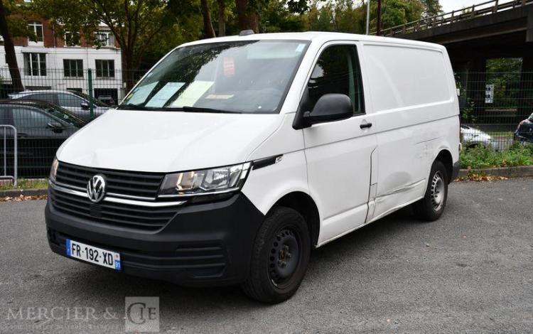 VOLKSWAGEN TRANSPORTER BLANC FR-192-XD