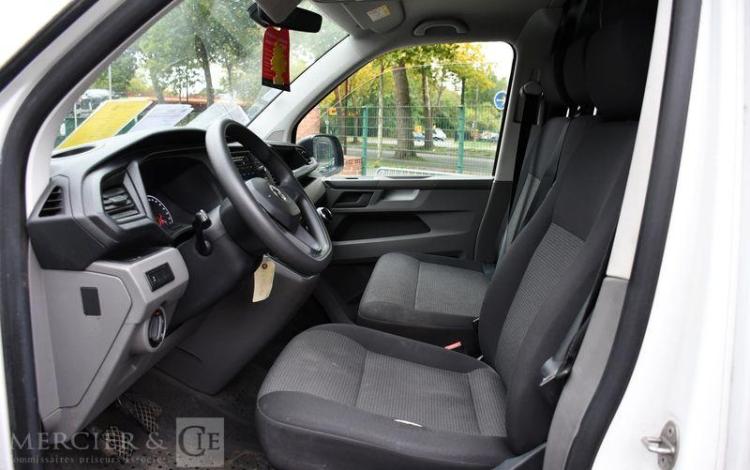 VOLKSWAGEN TRANSPORTER BLANC FR-192-XD