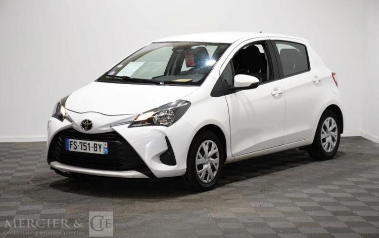 TOYOTA YARIS 1.0 VVTI 70 ULTIMATE BLANC FS-751-BY