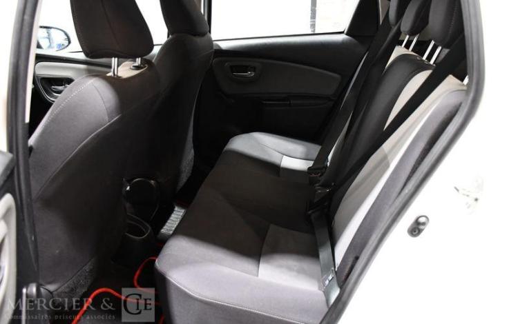 TOYOTA YARIS 1.0 VVTI 70 ULTIMATE BLANC FS-751-BY