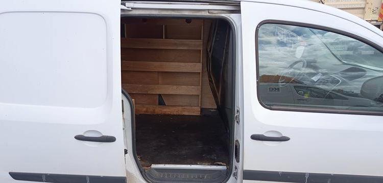 RENAULT KANGOO BLANC FT-291-VZ