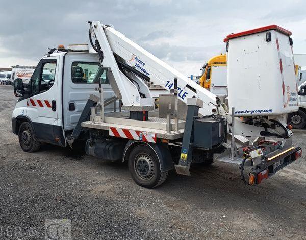 IVECO DAILY 35S14 NACELLE FRANCE ELEVATEUR 141TLE – 12 METRES – DIESEL – 500 HEURES BLANC FT-331-NQ