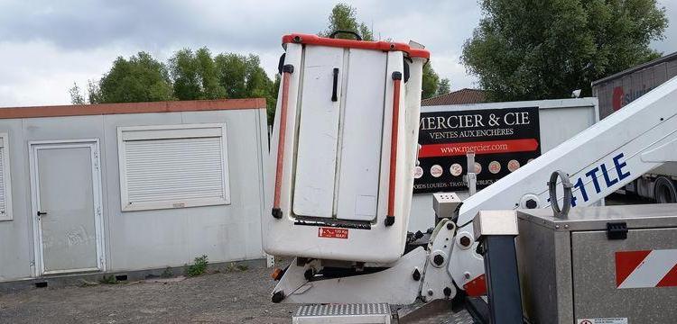 IVECO DAILY 35S14 NACELLE FRANCE ELEVATEUR 141TLE – 12 METRES – DIESEL – 500 HEURES BLANC FT-331-NQ