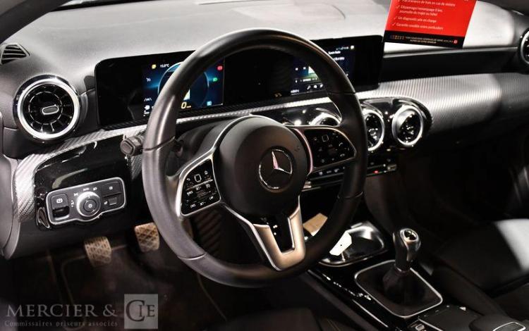 MERCEDES CLASSE A 180 STYLE LINE BM6 BLANC FT-446-KM