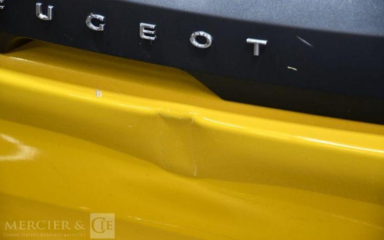 PEUGEOT 208 LIKE PURE TECH 75 JAUNE FT-498-VM