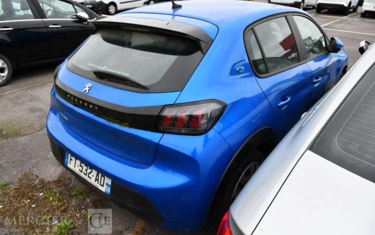 PEUGEOT 208 e-136ch ACTIVE  FT-532-AD