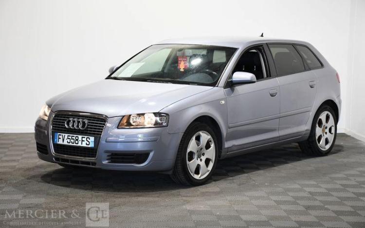AUDI A3 SPORTBACK 1.6 100 S-LINE S-TRONIC BLEU FV-558-FS