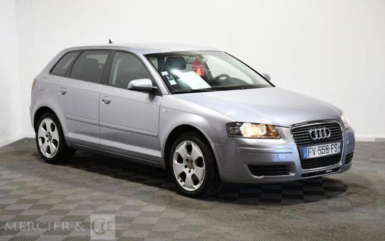 AUDI A3 SPORTBACK 1.6 100  AMBITION LUXE S-TRONIC BLEU FV-558-FS