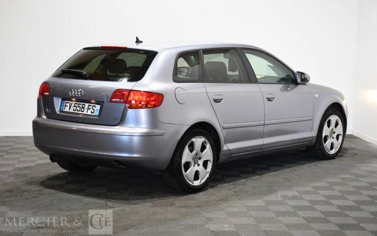 AUDI A3 SPORTBACK 1.6 100 S-LINE S-TRONIC BLEU FV-558-FS