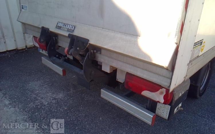 MERCEDES SPRINTER 516 CHASSIS CAB 43 CAISSE HAYON BLANC FW-153-FE
