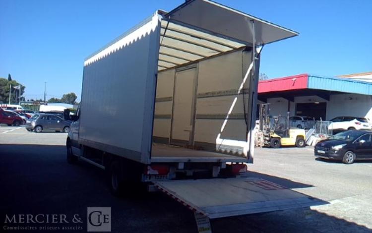 MERCEDES SPRINTER 516 CHASSIS CAB 43 CAISSE HAYON BLANC FW-153-FE