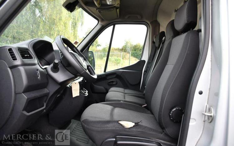 RENAULT MASTER L2H2 GCF F3500 DCI 135 GRIS FW-546-QR