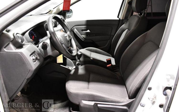 DACIA DUSTER CONFORT ECO-G 100 4X2 BLANC FW-568-CG
