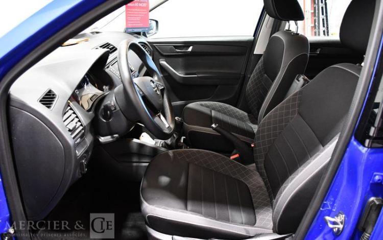 SKODA FABIA BLEU FW-965-HR