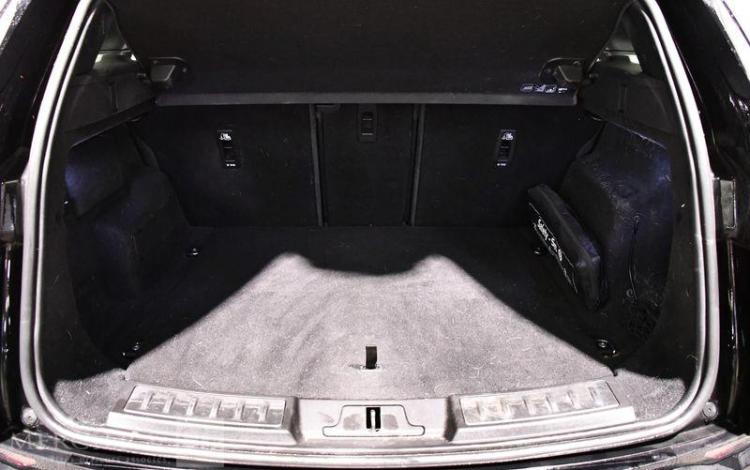 LAND ROVER EVOQUE P 300 ER-DSE 4MBA NOIR FY-064-DF