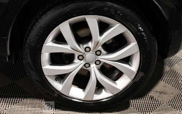 LAND ROVER EVOQUE P 300 ER-DSE 4MBA NOIR FY-064-DF
