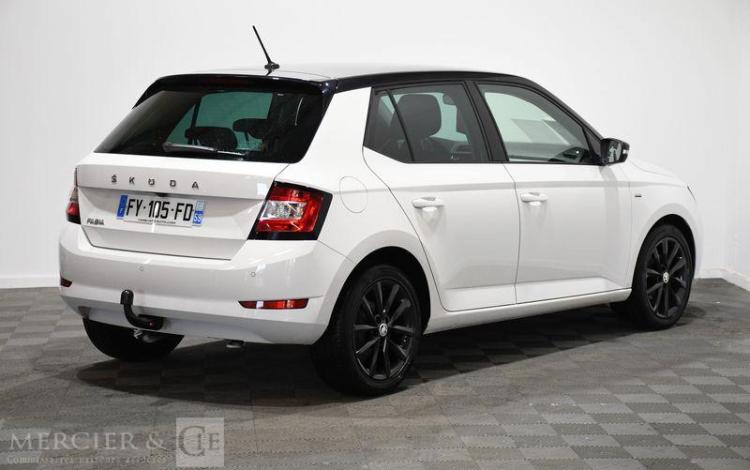 SKODA FABIA 1,0 MPI 60CH CLEVER BVM5 5P BLANC FY-105-FD