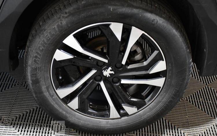 PEUGEOT 2008 ALLURE PURE TECH 130 S&S GRIS FY-237-YW