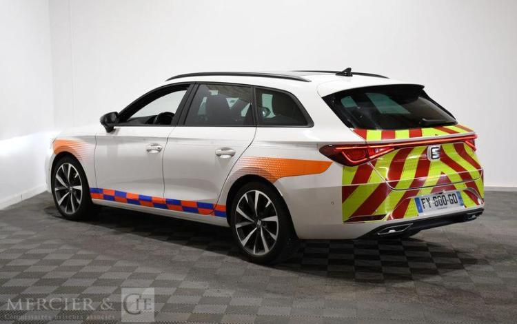 SEAT LEON BLANC FY-800-GD