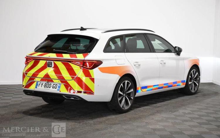 SEAT LEON BLANC FY-800-GD