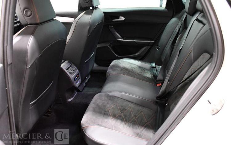 SEAT LEON BLANC FY-800-GD