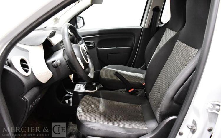 RENAULT TWINGO LIFE SCE 65  GA-236-EB