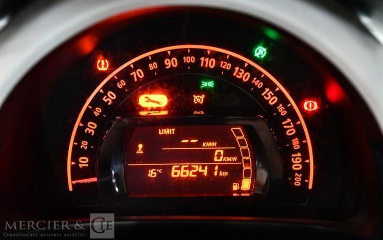 RENAULT TWINGO LIFE SCE 65  GA-236-EB