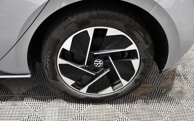 VOLKSWAGEN ID.3 ELECTRIC 145ch 58KWH PRO GRIS GA-310-RV