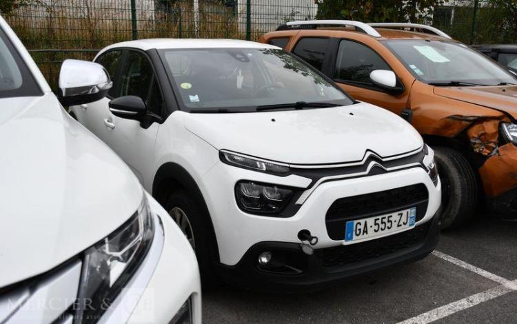 CITROEN C3 STE BlueHDI 100CH S&S FEEL BVM6 BLANC GA-555-ZJ