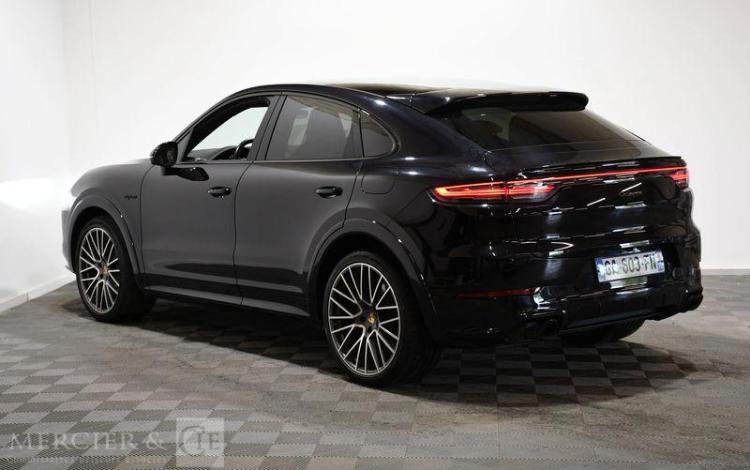 PORSCHE CAYENNE COUPE 3,0 e-HYBRID NOIR GA-603-FN