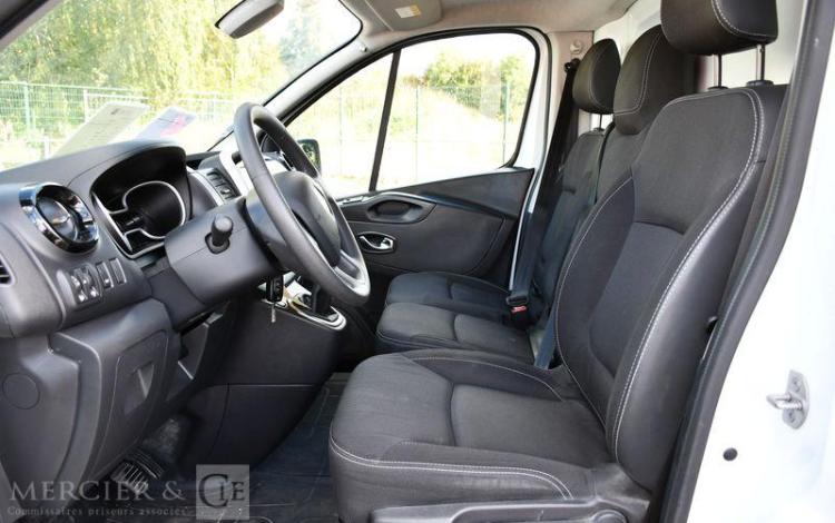 RENAULT TRAFIC 2.0 DCI 145 1T2 L1H1 GRAND-CONFORT EDC BLANC GA-674-CJ